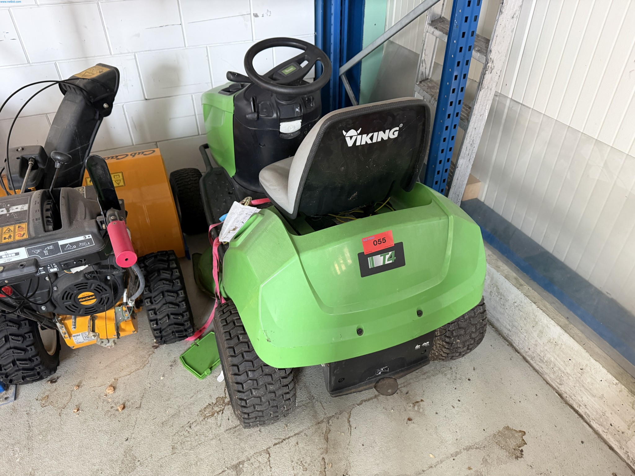 Operating equipment of a technical flocking company-1