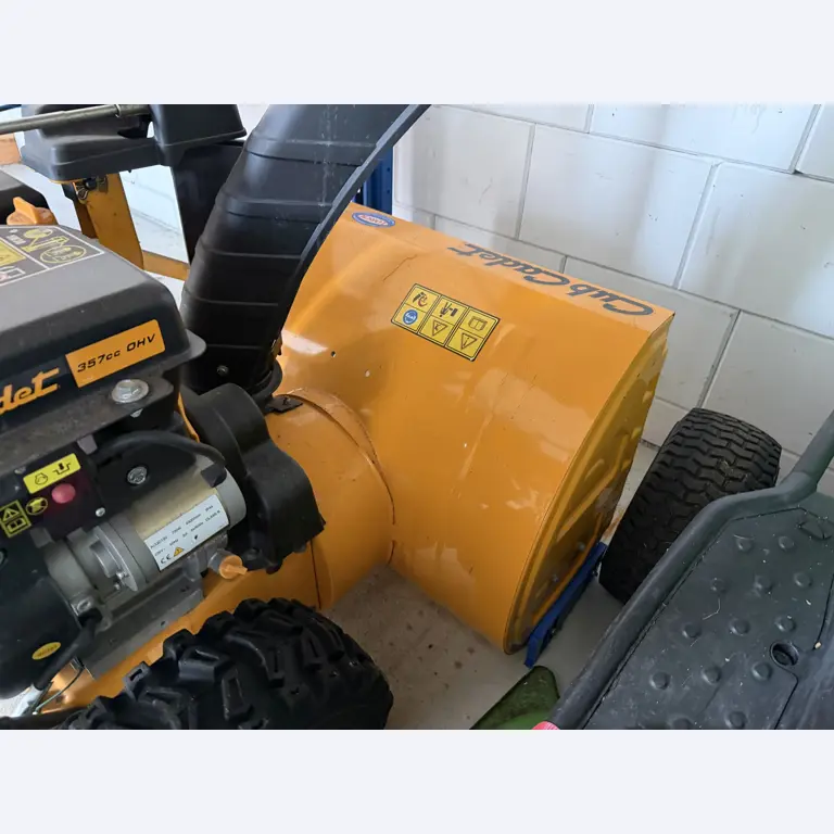 Operating equipment of a technical flocking company-2