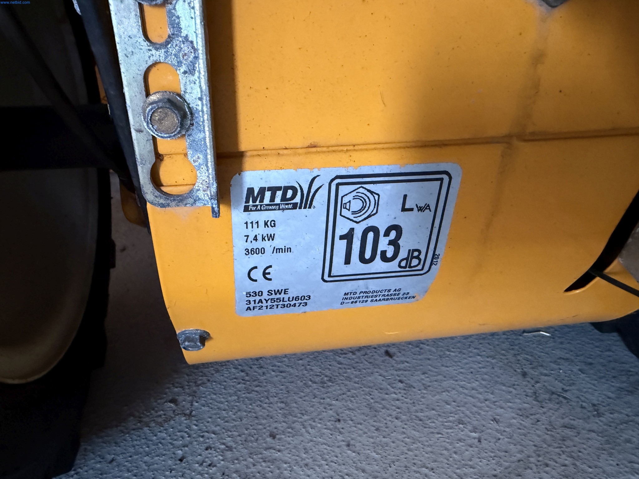 Operating equipment of a technical flocking company-5