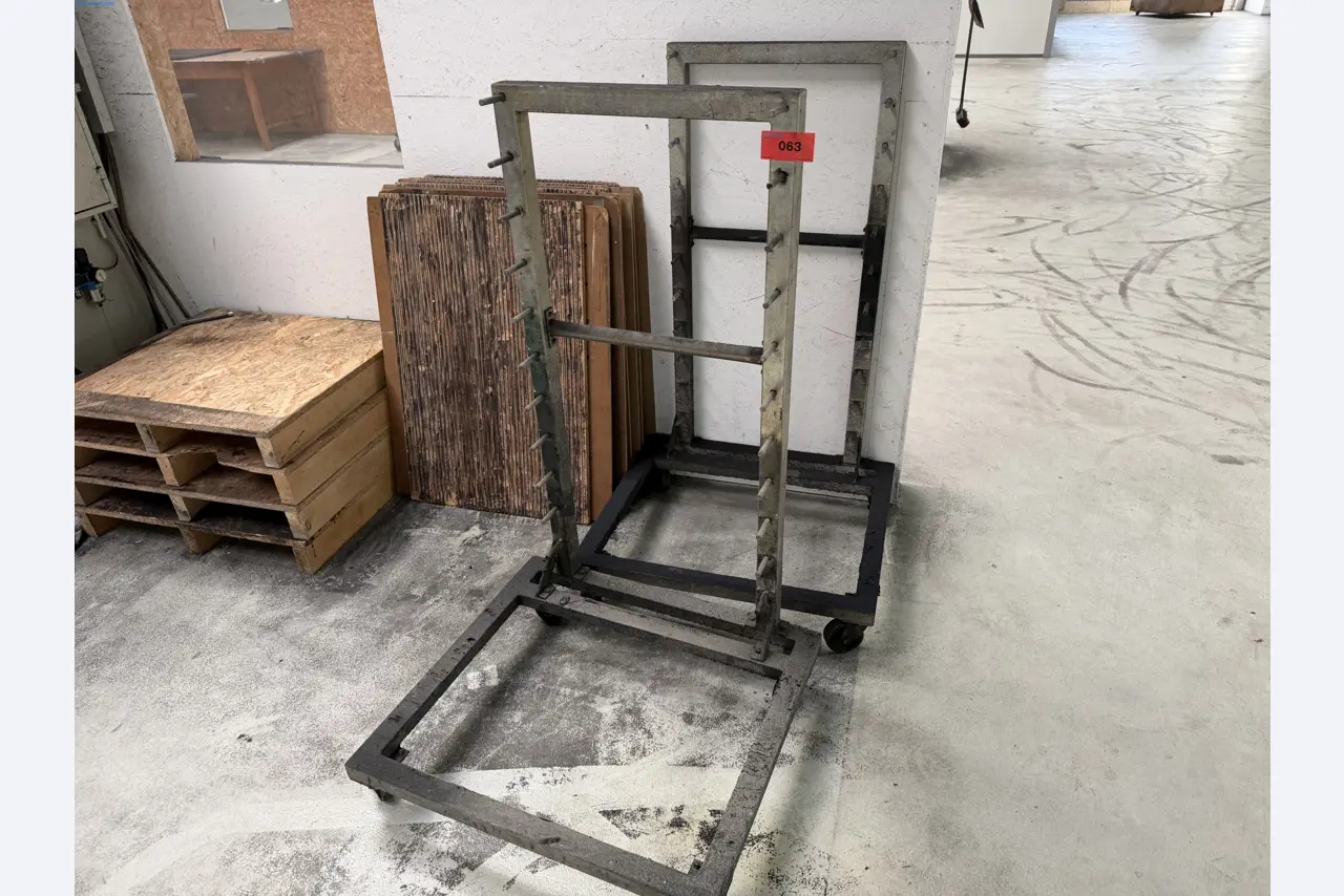 Operating equipment of a technical flocking company-3