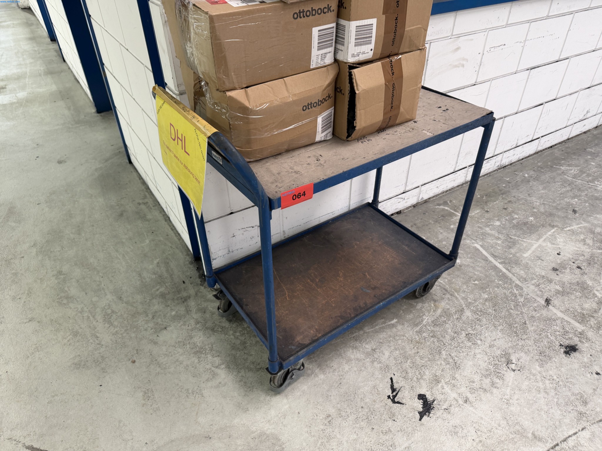 Operating equipment of a technical flocking company-4