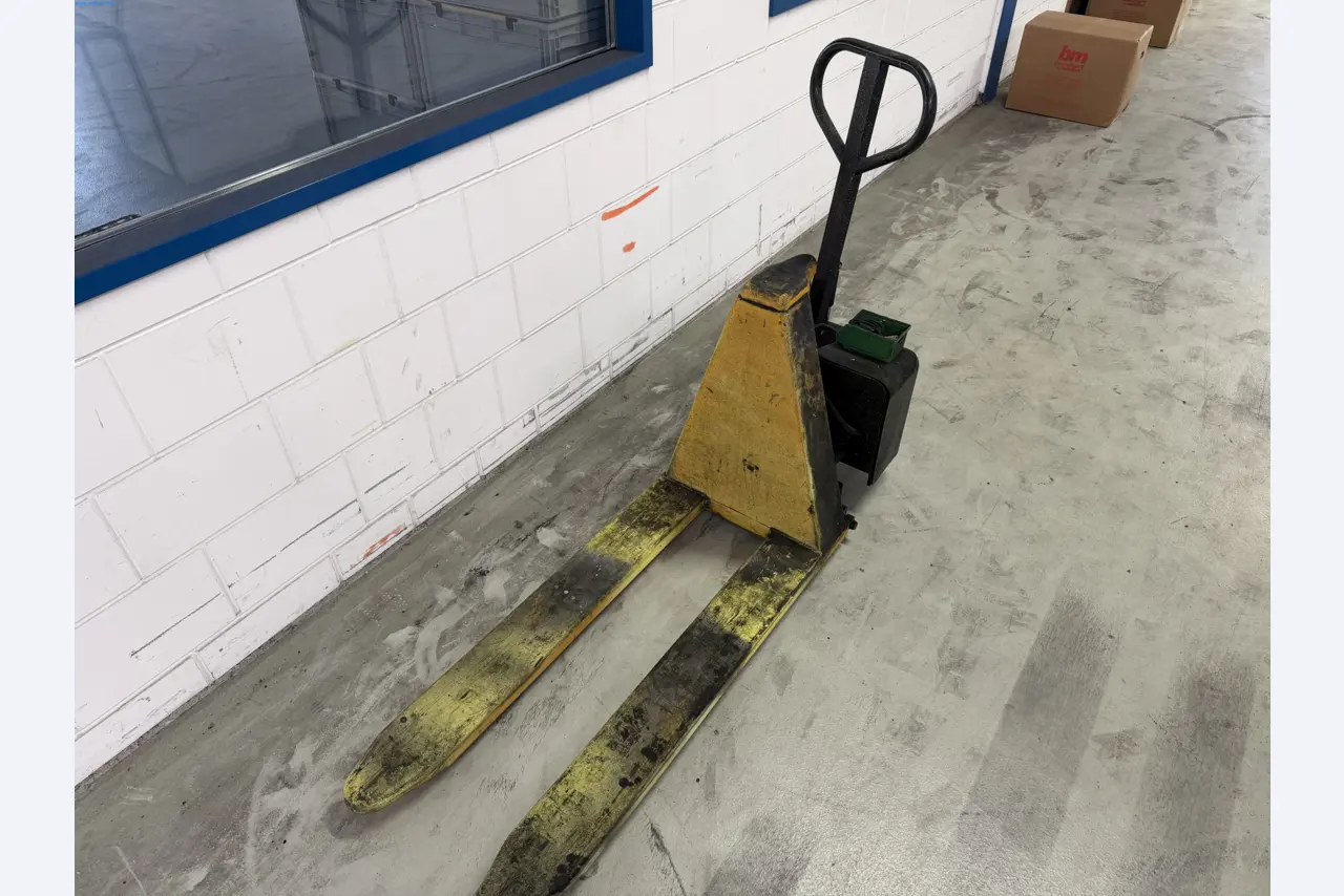 Operating equipment of a technical flocking company-2