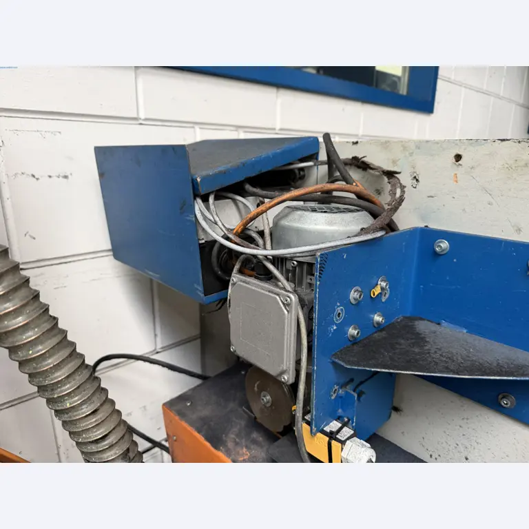 Operating equipment of a technical flocking company-4