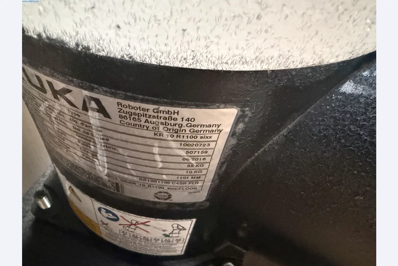 Operating equipment of a technical flocking company-4