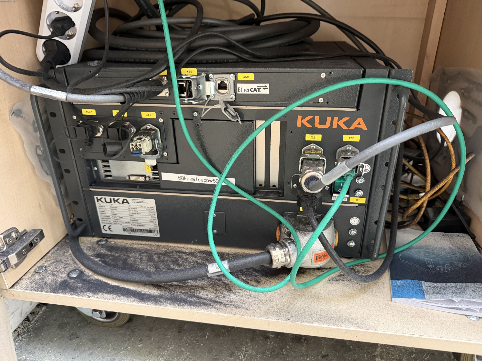 Operating equipment of a technical flocking company-5