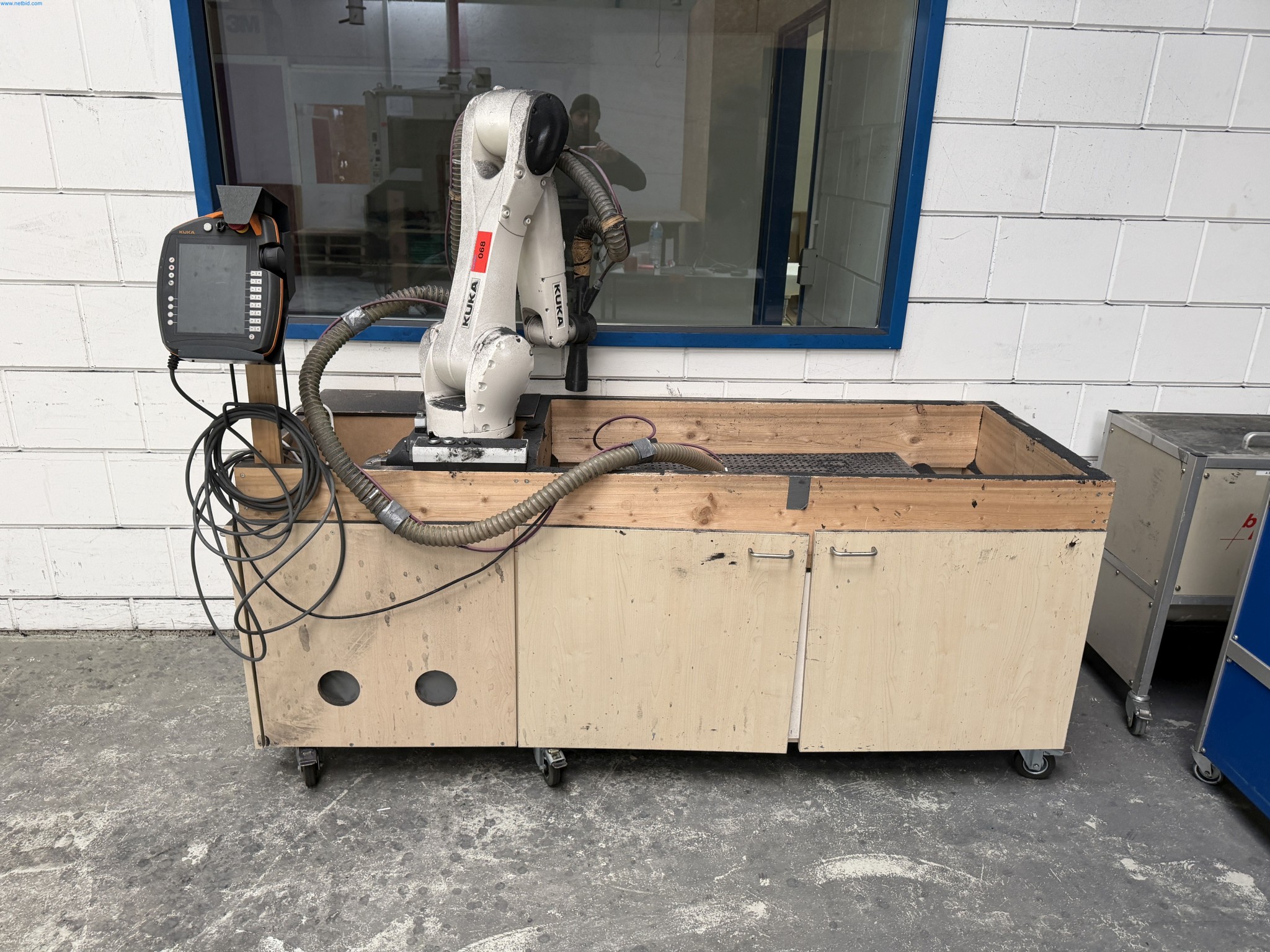 Operating equipment of a technical flocking company-6