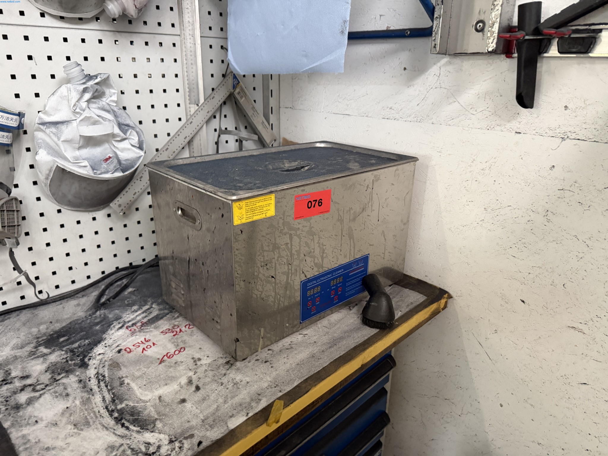 Operating equipment of a technical flocking company-1