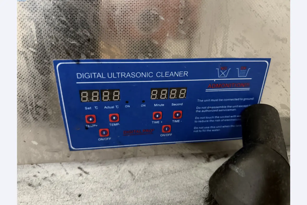 Operating equipment of a technical flocking company-2