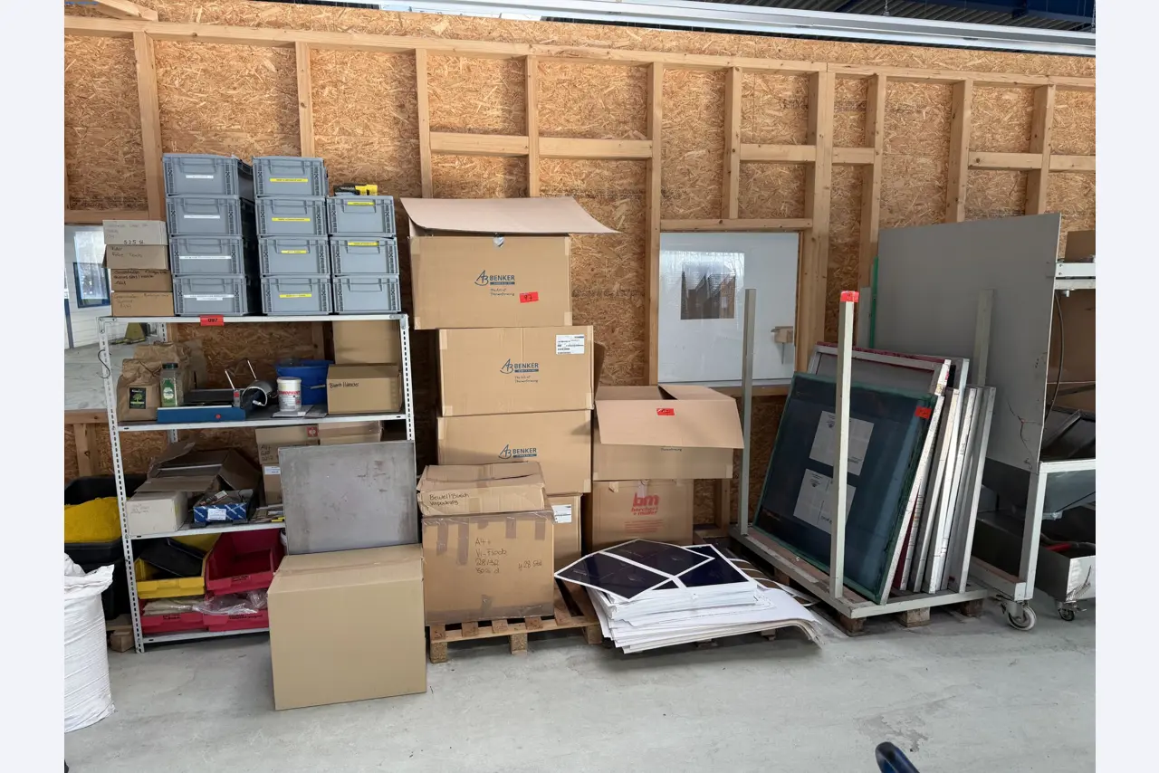 Operating equipment of a technical flocking company-1