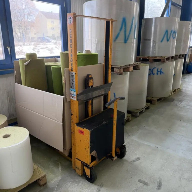 Electric pallet truck Genkinger