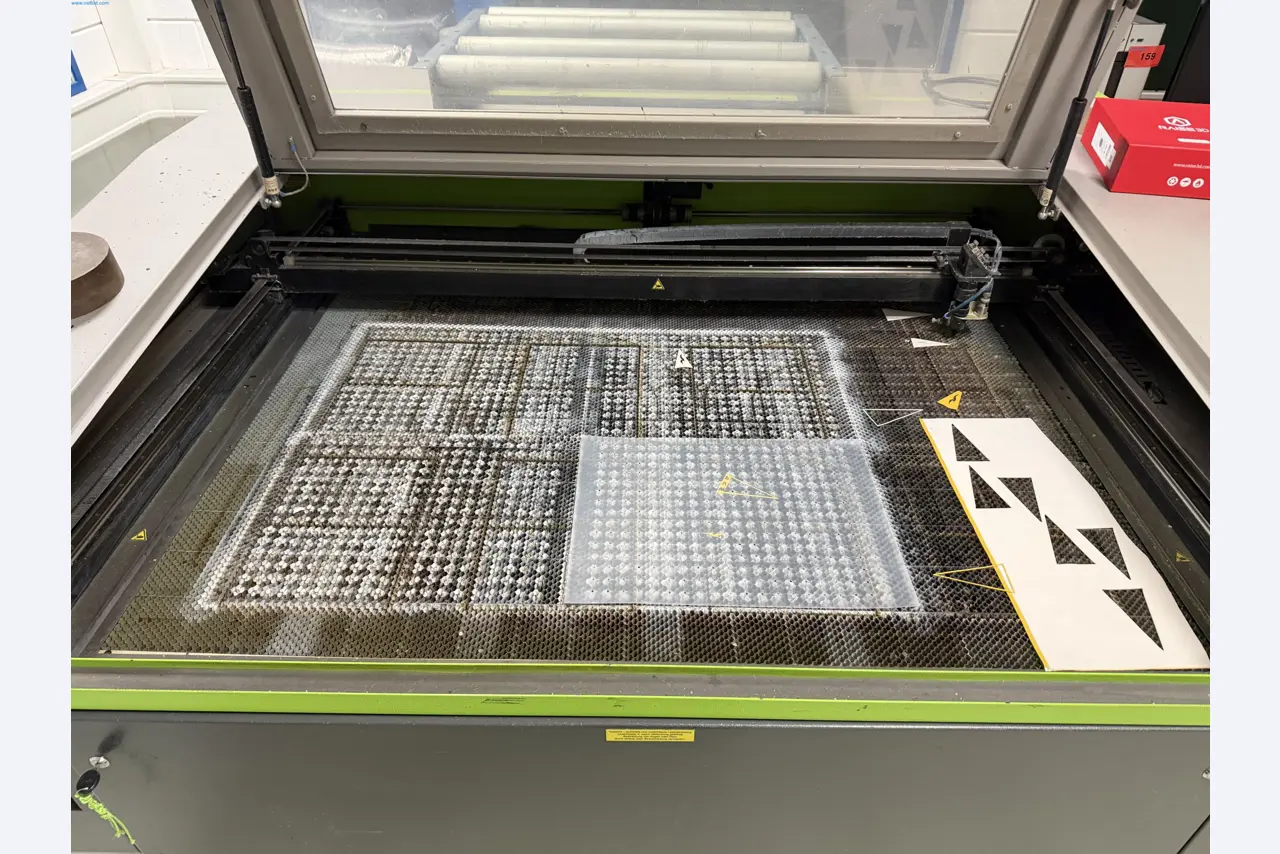 Operating equipment of a technical flocking company-3