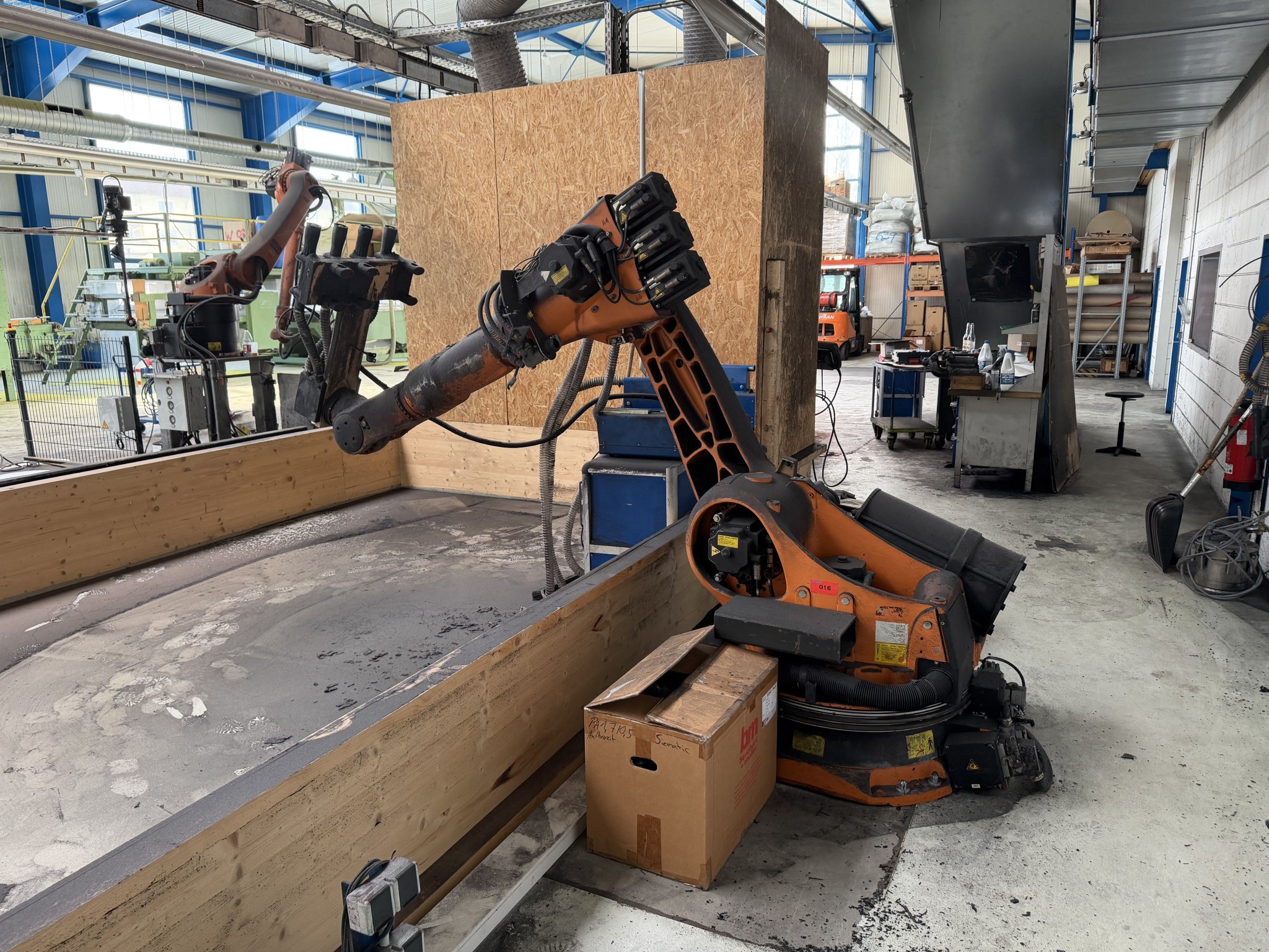 Operating equipment of a technical flocking company-1