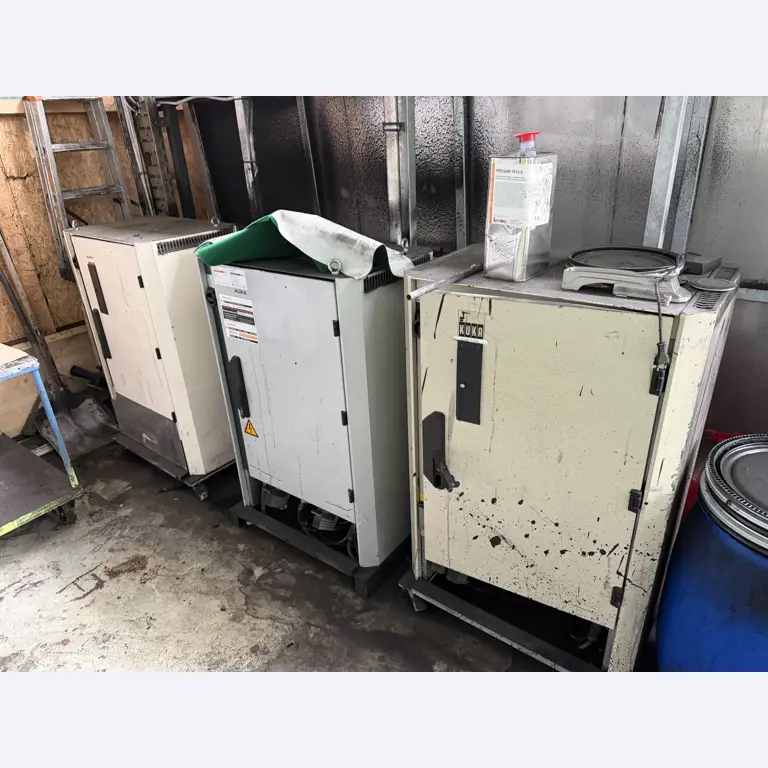 Operating equipment of a technical flocking company-5