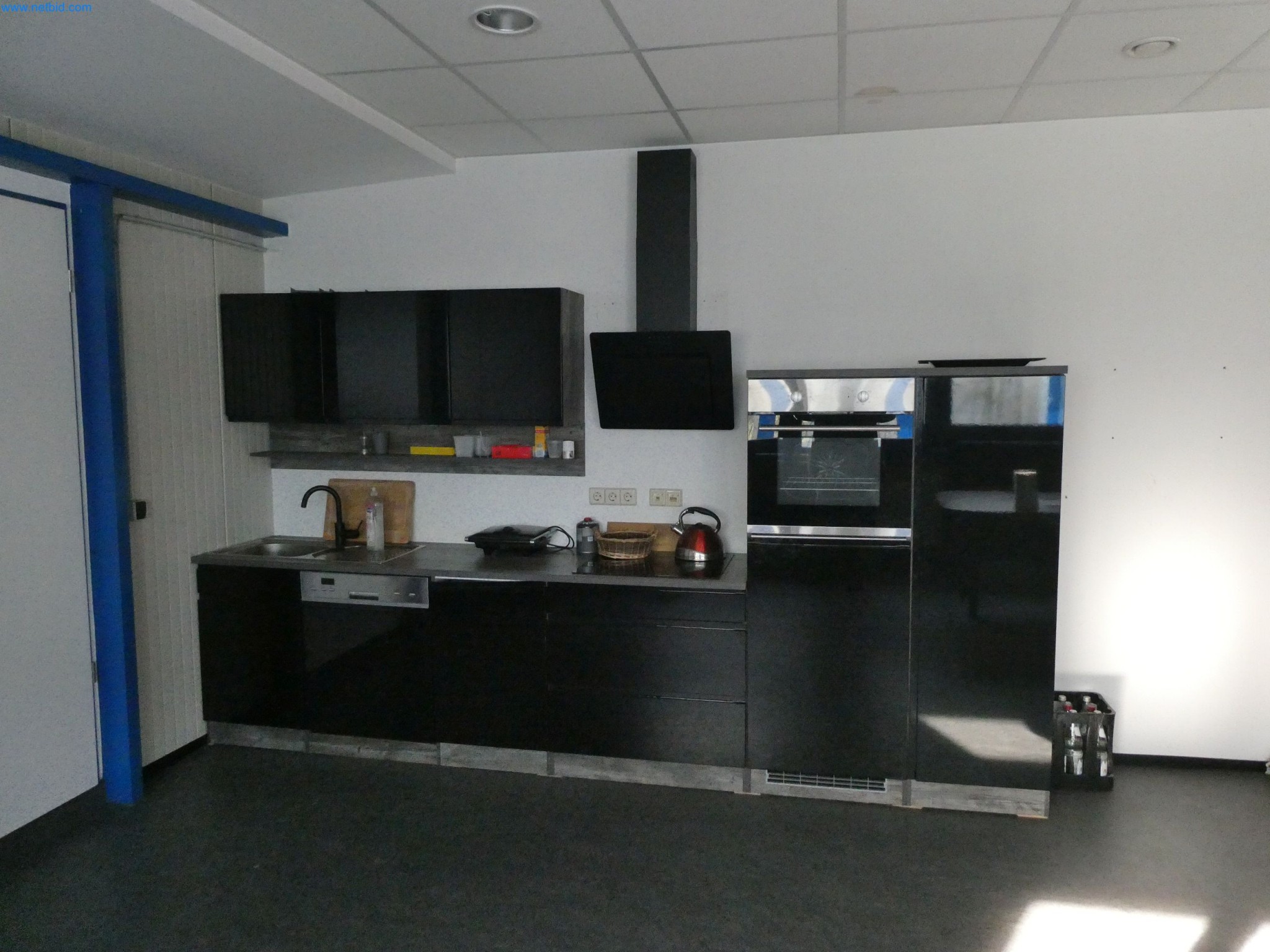 Operating equipment of a technical flocking company-1