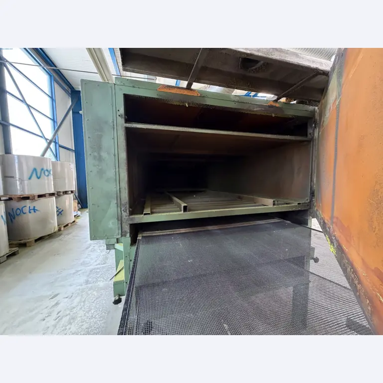 Operating equipment of a technical flocking company-13