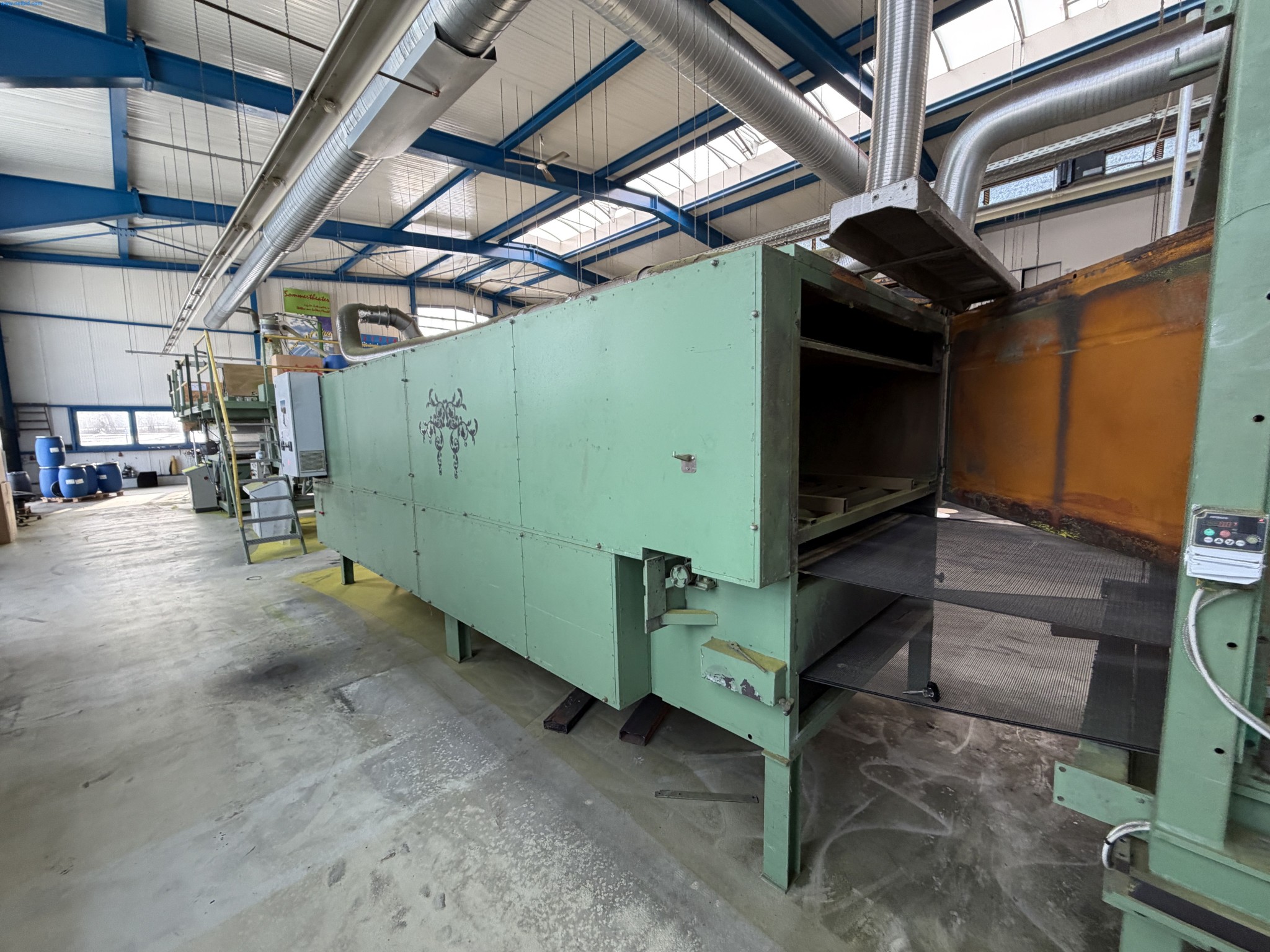 Operating equipment of a technical flocking company-14