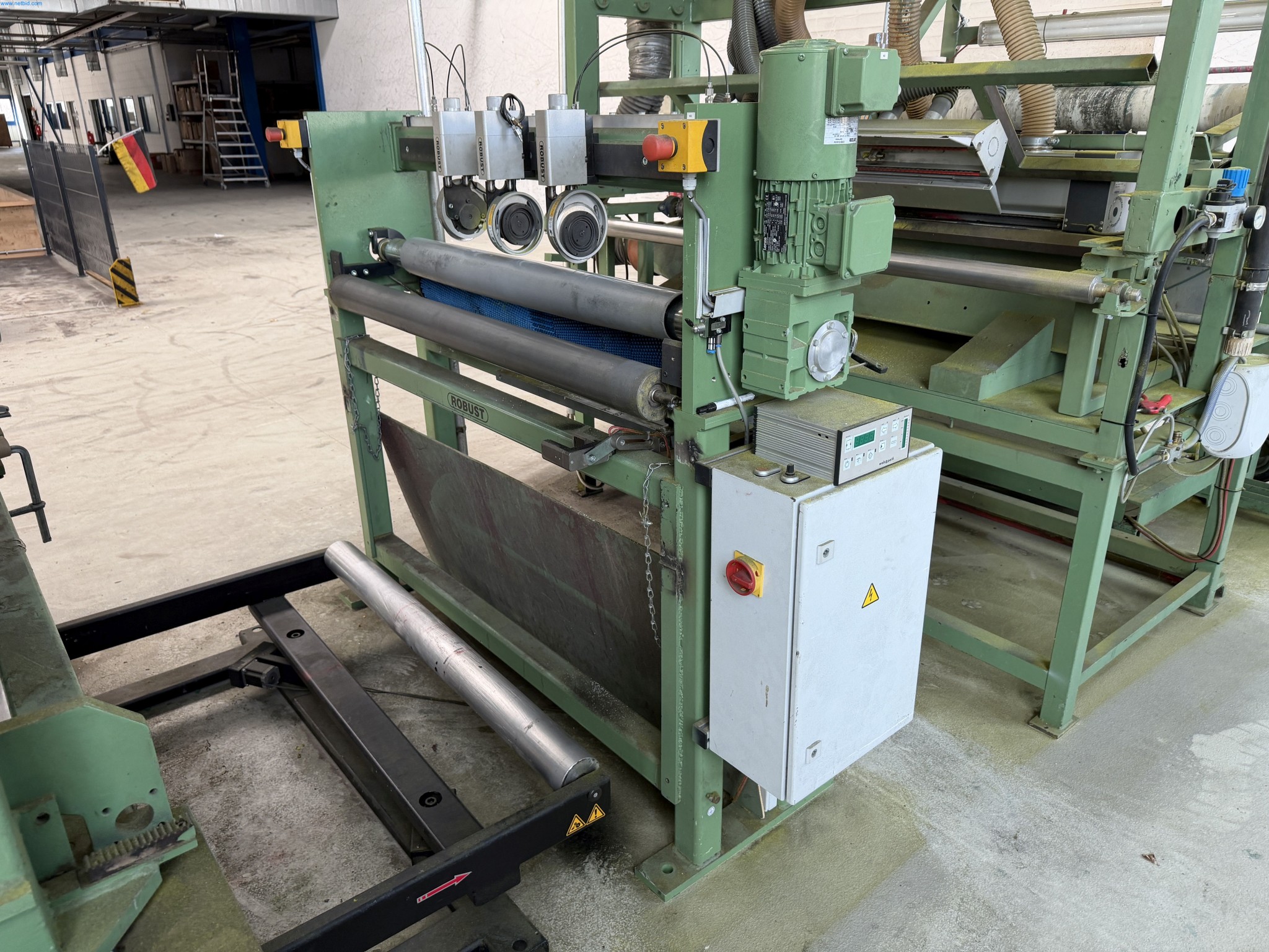 Operating equipment of a technical flocking company-16