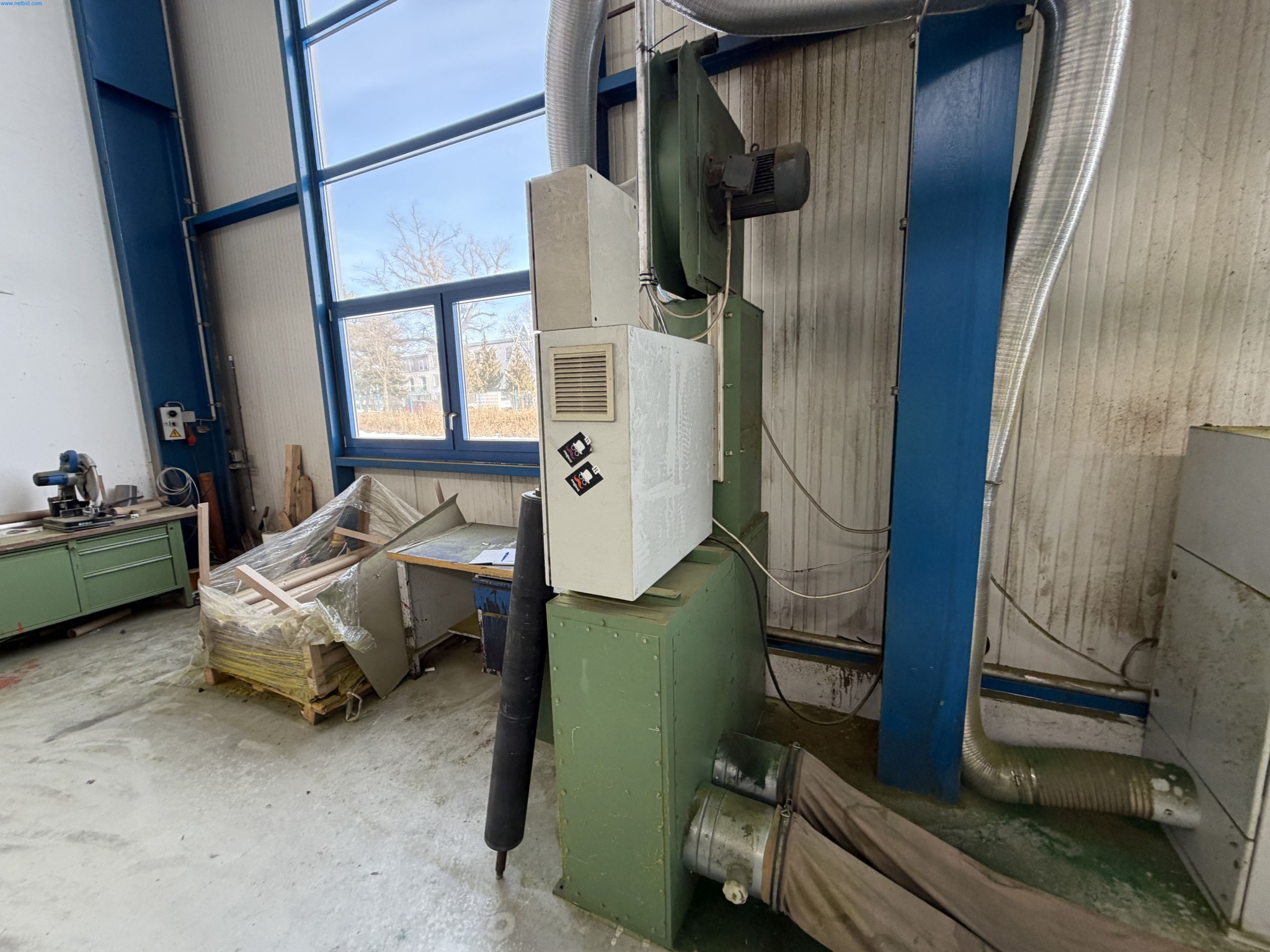 Operating equipment of a technical flocking company-22