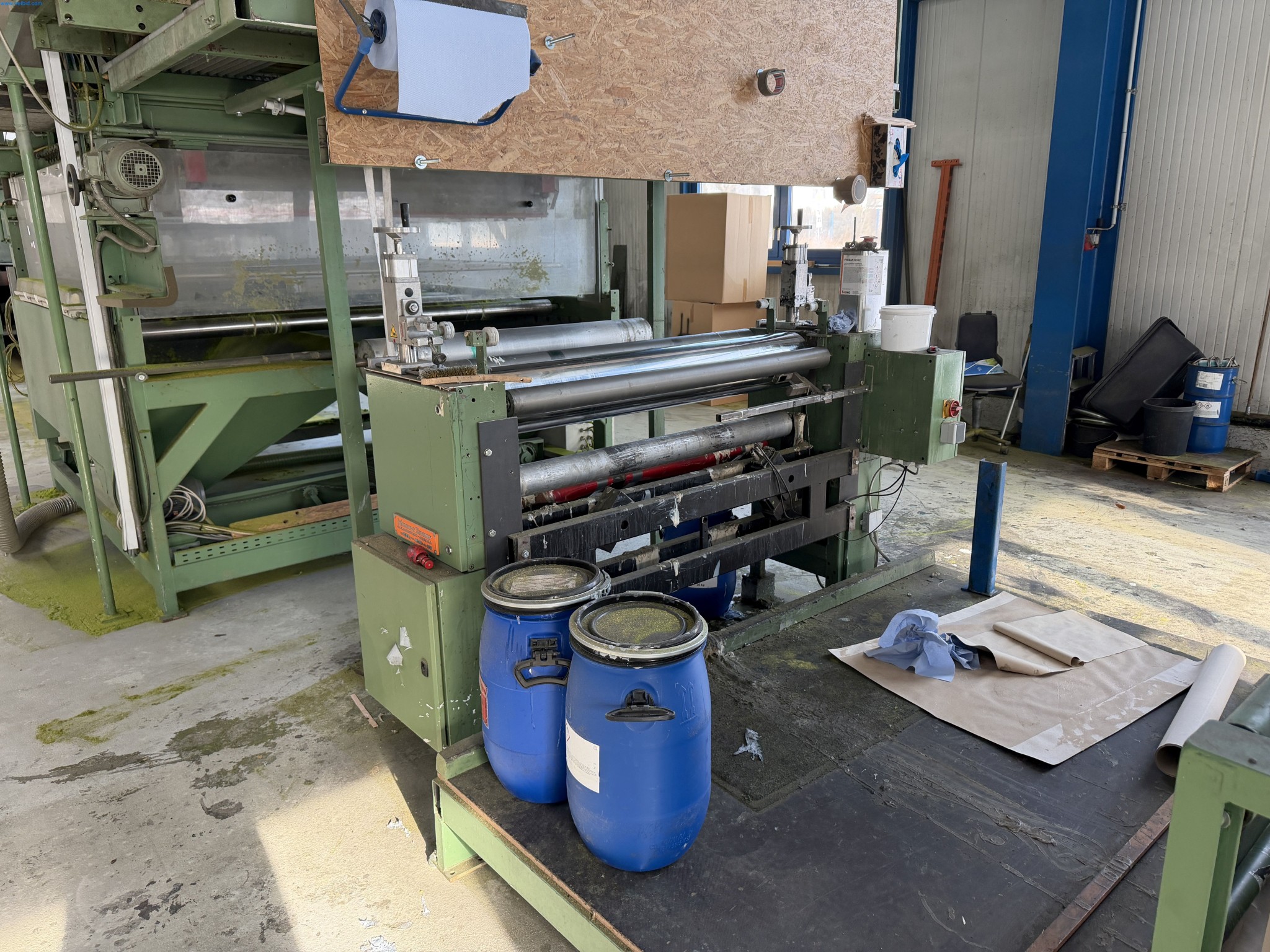 Operating equipment of a technical flocking company-23