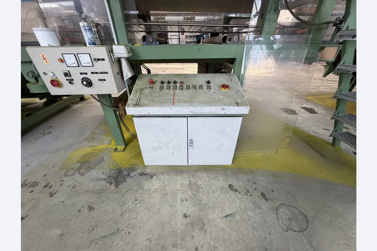 Operating equipment of a technical flocking company-33