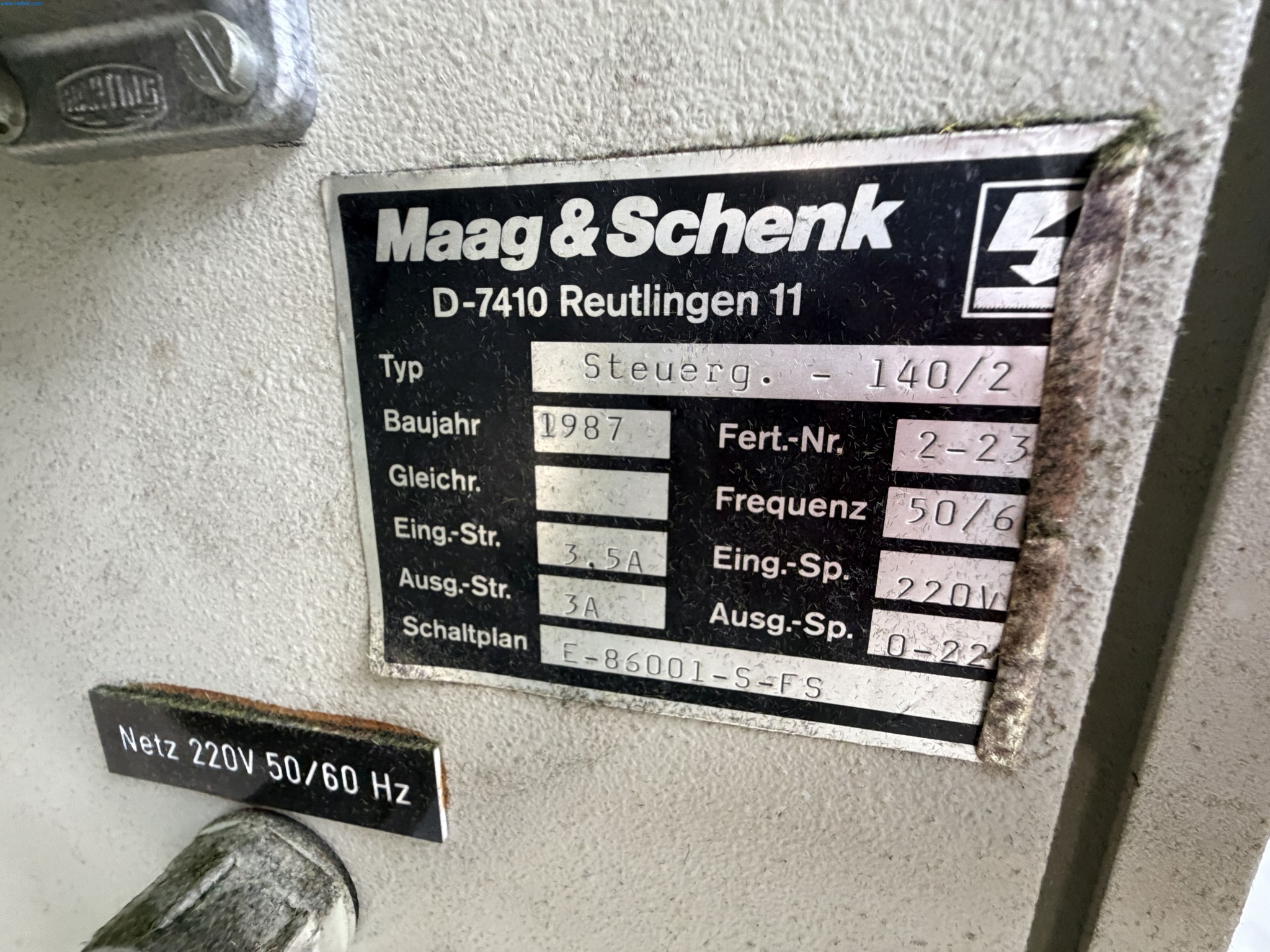 Operating equipment of a technical flocking company-34