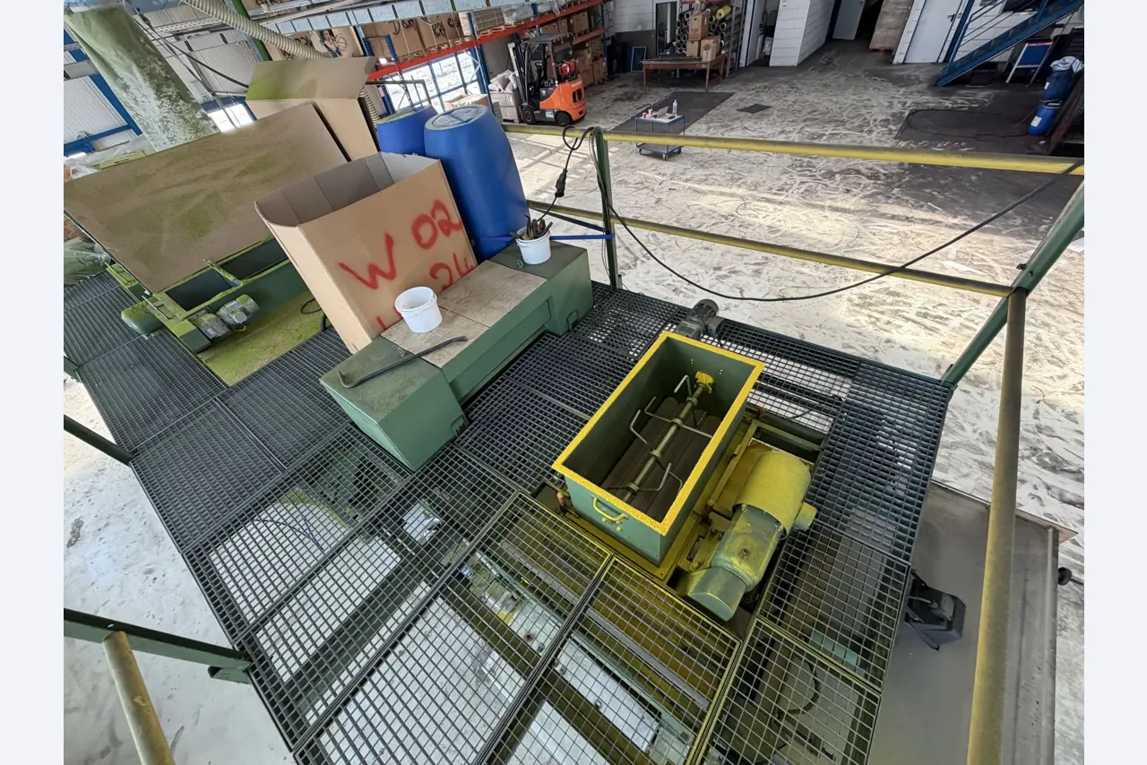 Operating equipment of a technical flocking company-3