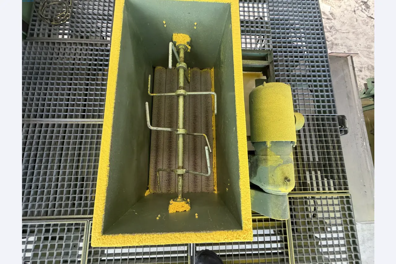 Operating equipment of a technical flocking company-4