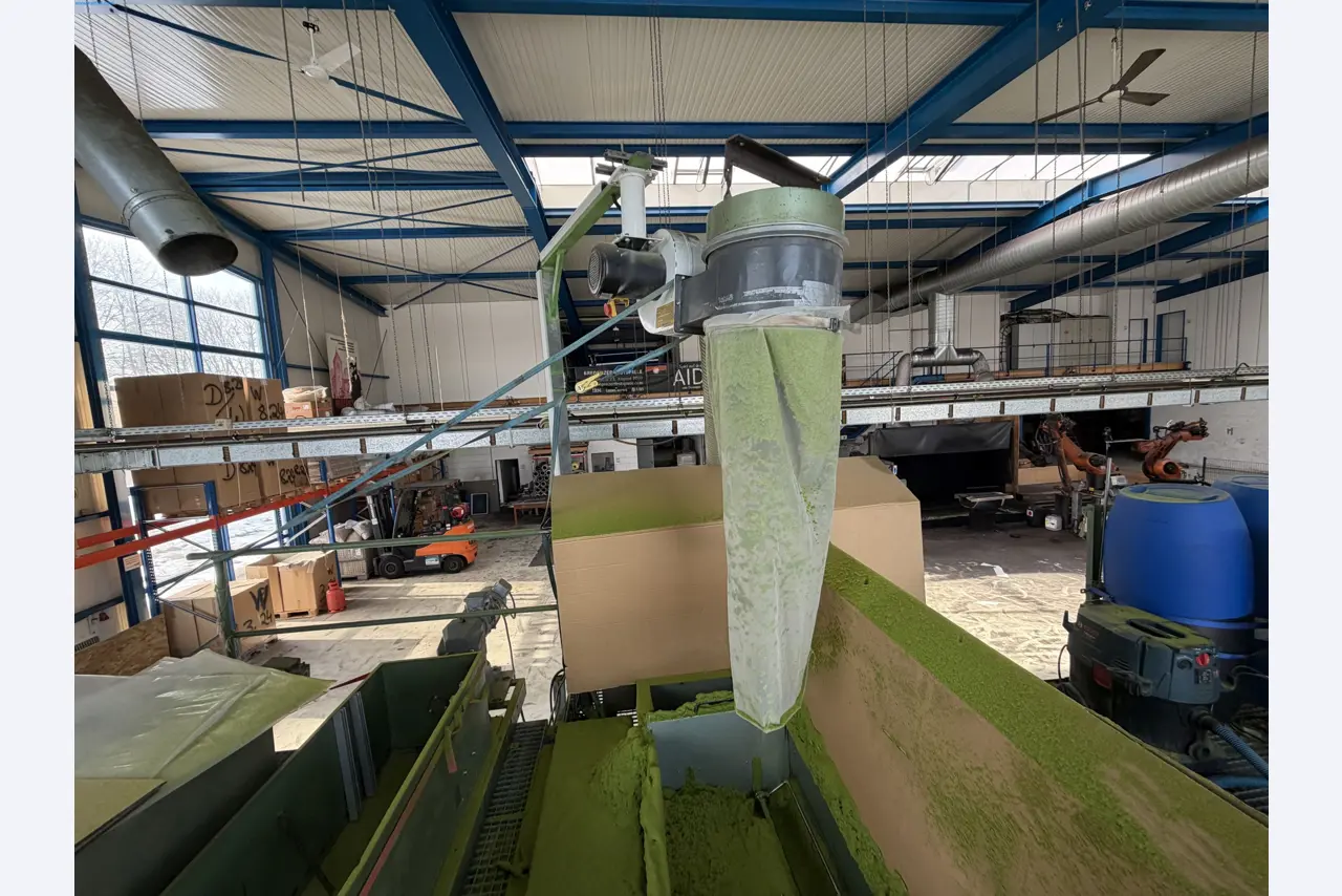 Operating equipment of a technical flocking company-8