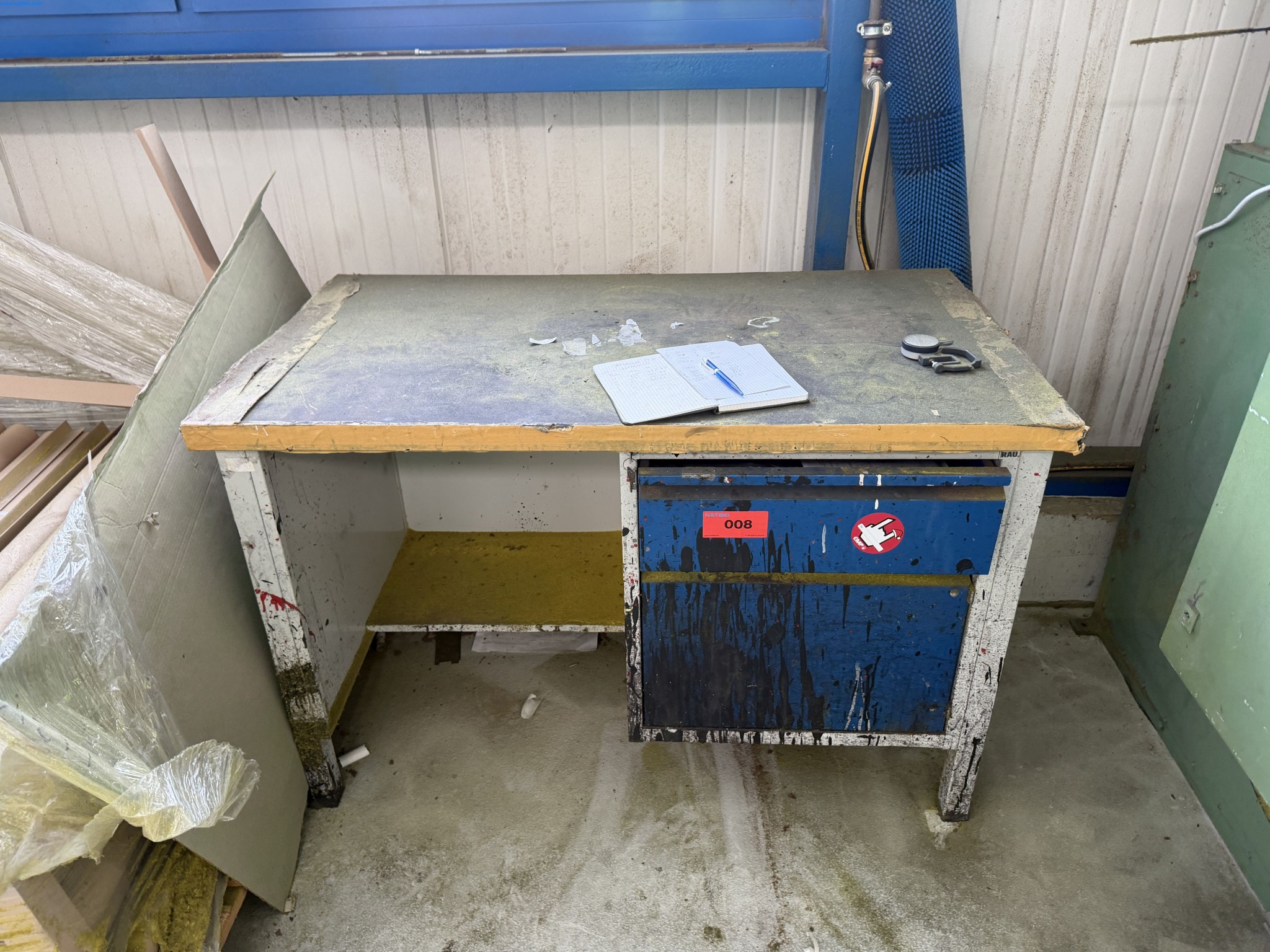 Operating equipment of a technical flocking company-1