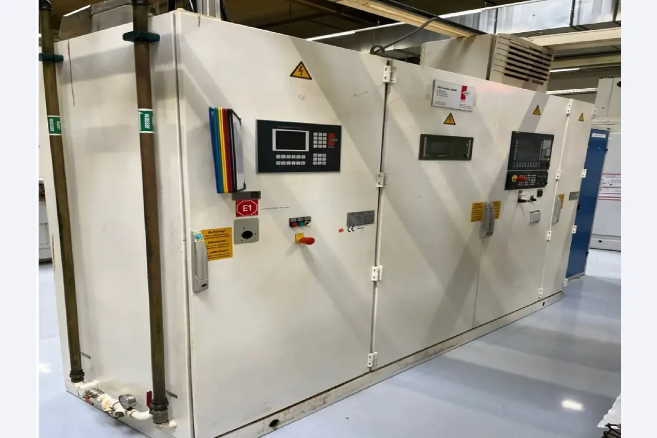 Indukcijska naprava za površinsko utrjevanje in žarjenje kovinskih delov-10