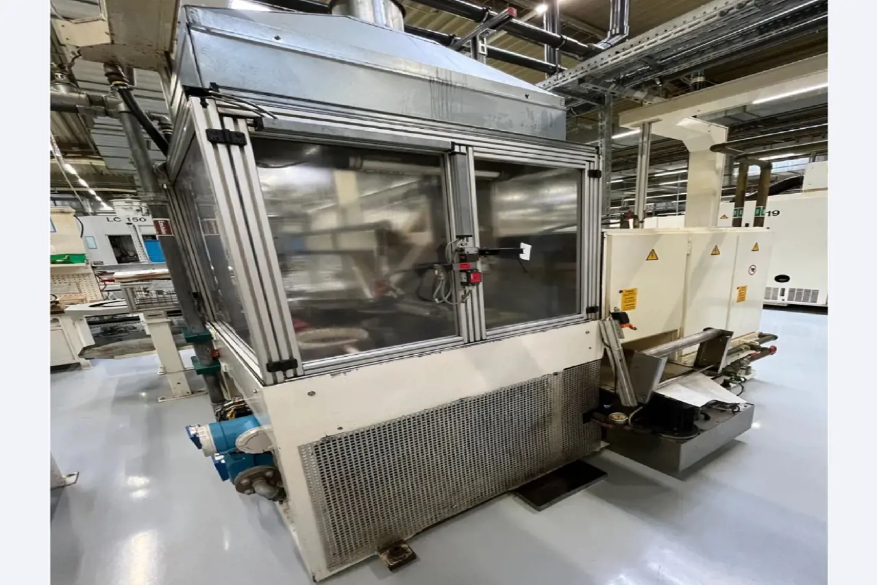 Indukcijska naprava za površinsko utrjevanje in žarjenje kovinskih delov-14