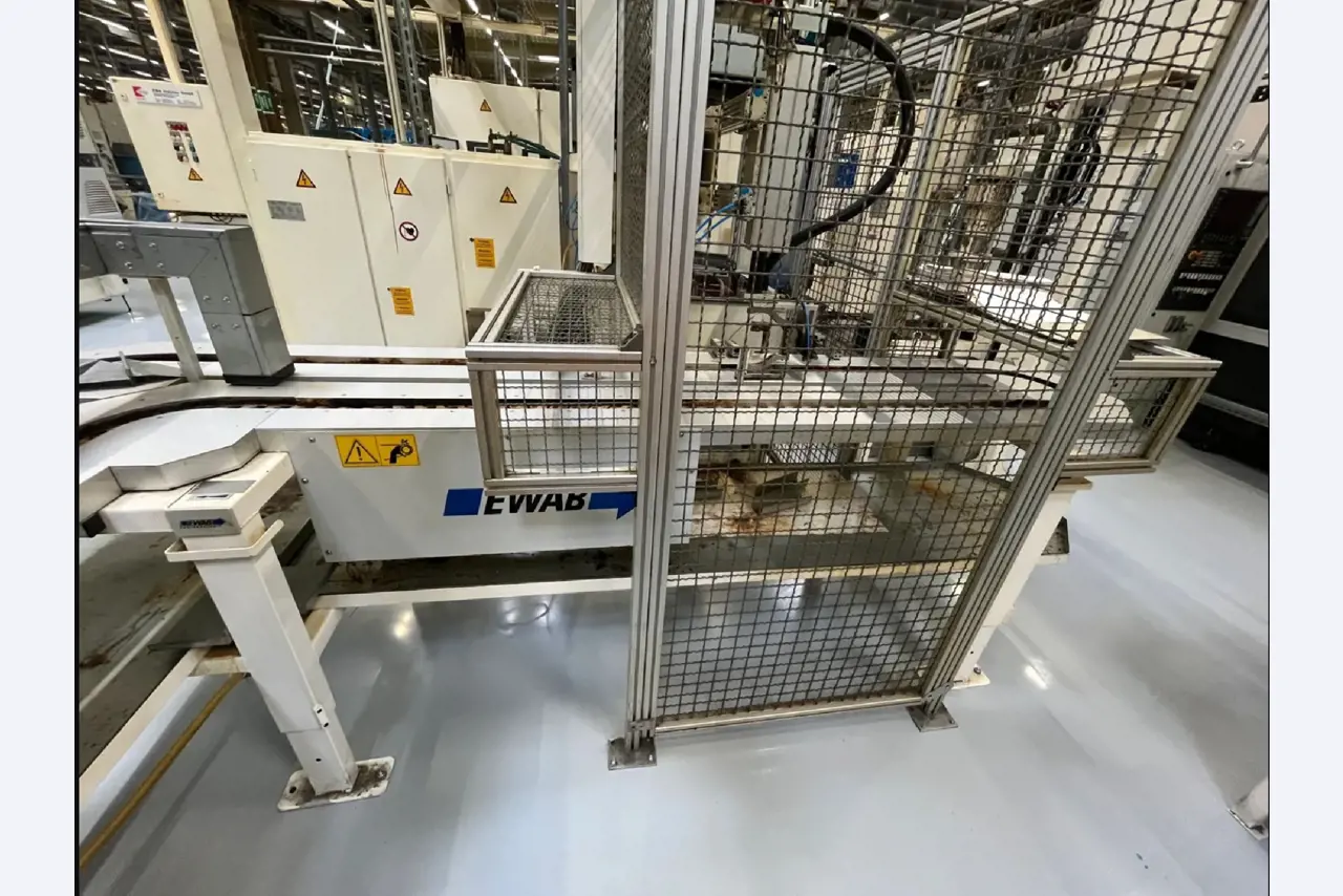 Indukcijska naprava za površinsko utrjevanje in žarjenje kovinskih delov-5