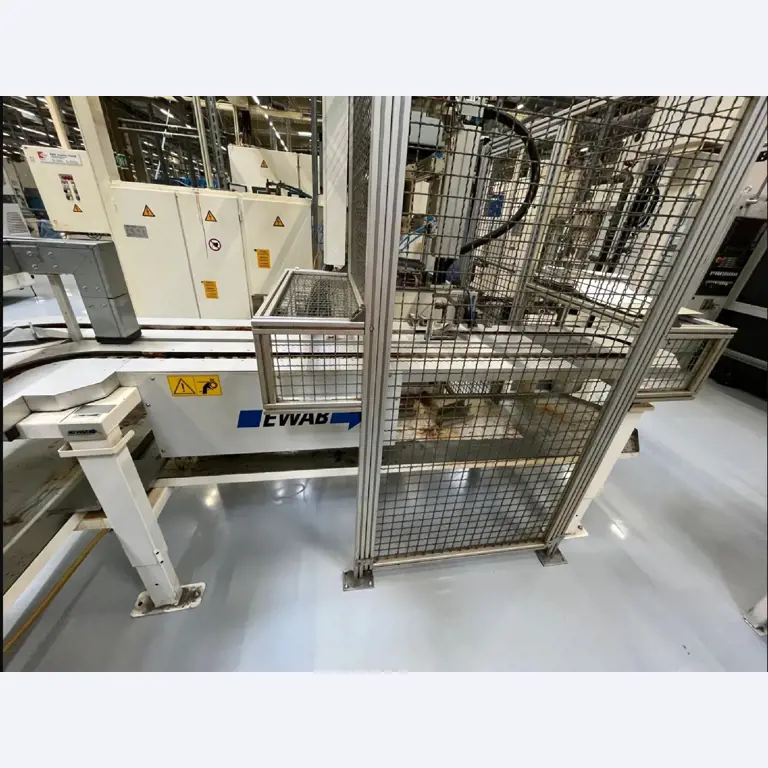 Indukcijska naprava za površinsko utrjevanje in žarjenje kovinskih delov-5