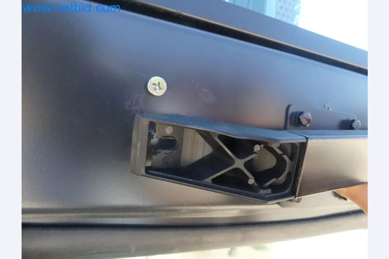 Diesel-Gabelstapler BOBCAT D30NXS und Kompakter Sägespalter UNIFOREST TITAN 53/40 Premium -19