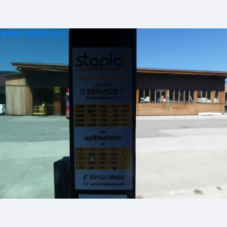 Diesel-Gabelstapler BOBCAT D30NXS und Kompakter Sägespalter UNIFOREST TITAN 53/40 Premium -24