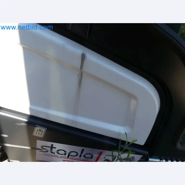 Diesel-Gabelstapler BOBCAT D30NXS und Kompakter Sägespalter UNIFOREST TITAN 53/40 Premium -35