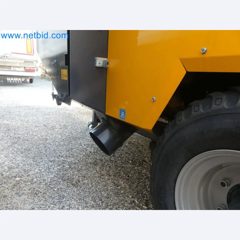 Diesel-Gabelstapler BOBCAT D30NXS und Kompakter Sägespalter UNIFOREST TITAN 53/40 Premium -18