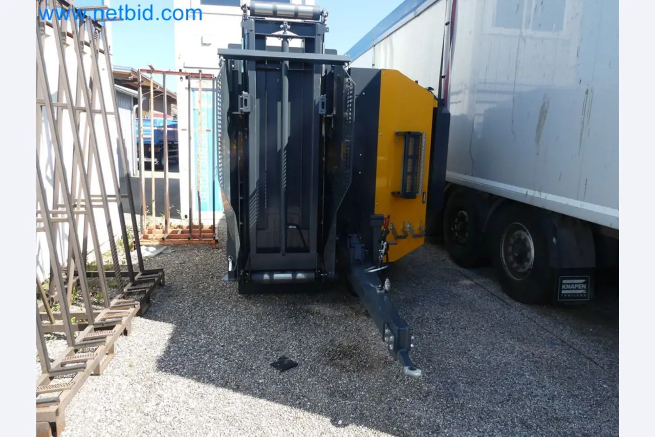 Diesel-Gabelstapler BOBCAT D30NXS und Kompakter Sägespalter UNIFOREST TITAN 53/40 Premium -34