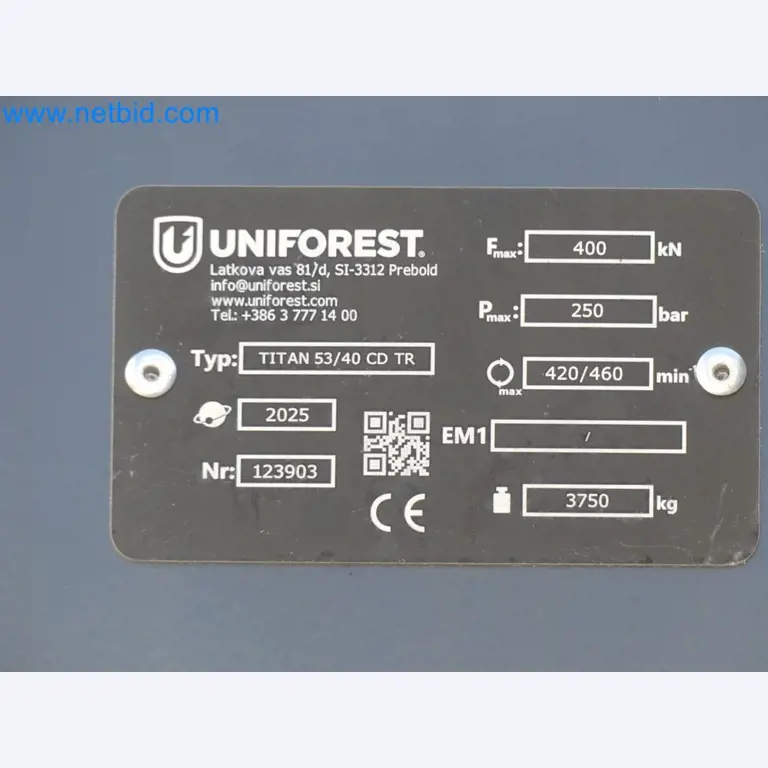 Diesel-Gabelstapler BOBCAT D30NXS und Kompakter Sägespalter UNIFOREST TITAN 53/40 Premium -36