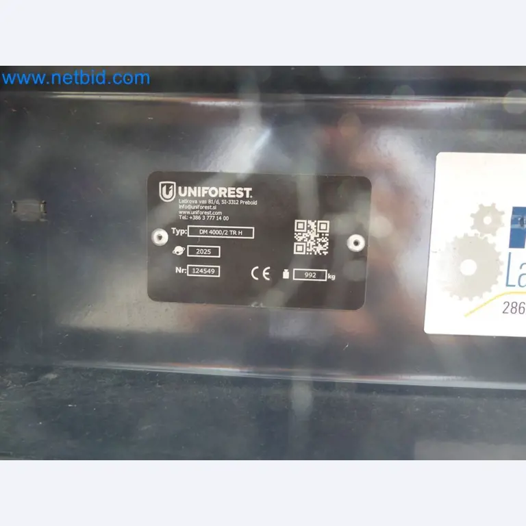 Diesel-Gabelstapler BOBCAT D30NXS und Kompakter Sägespalter UNIFOREST TITAN 53/40 Premium -39