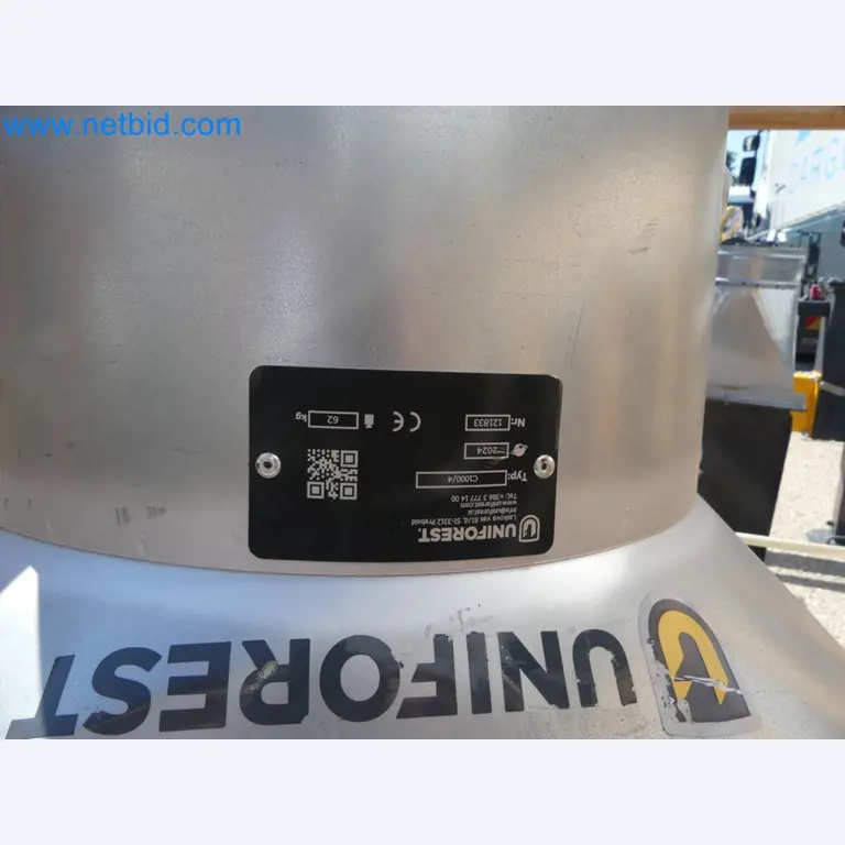 Diesel-Gabelstapler BOBCAT D30NXS und Kompakter Sägespalter UNIFOREST TITAN 53/40 Premium -47