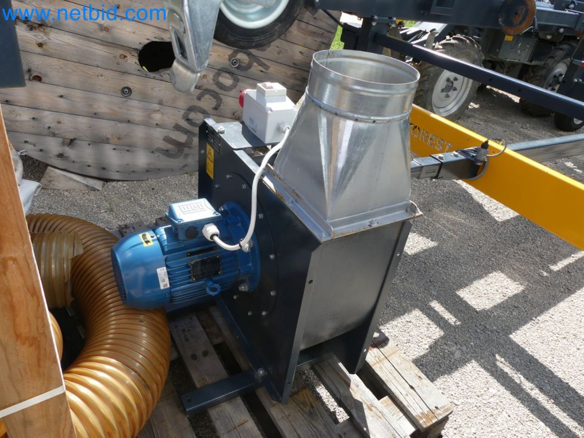 Dieselový vysokozdvižný vozík BOBCAT D30NXS-48