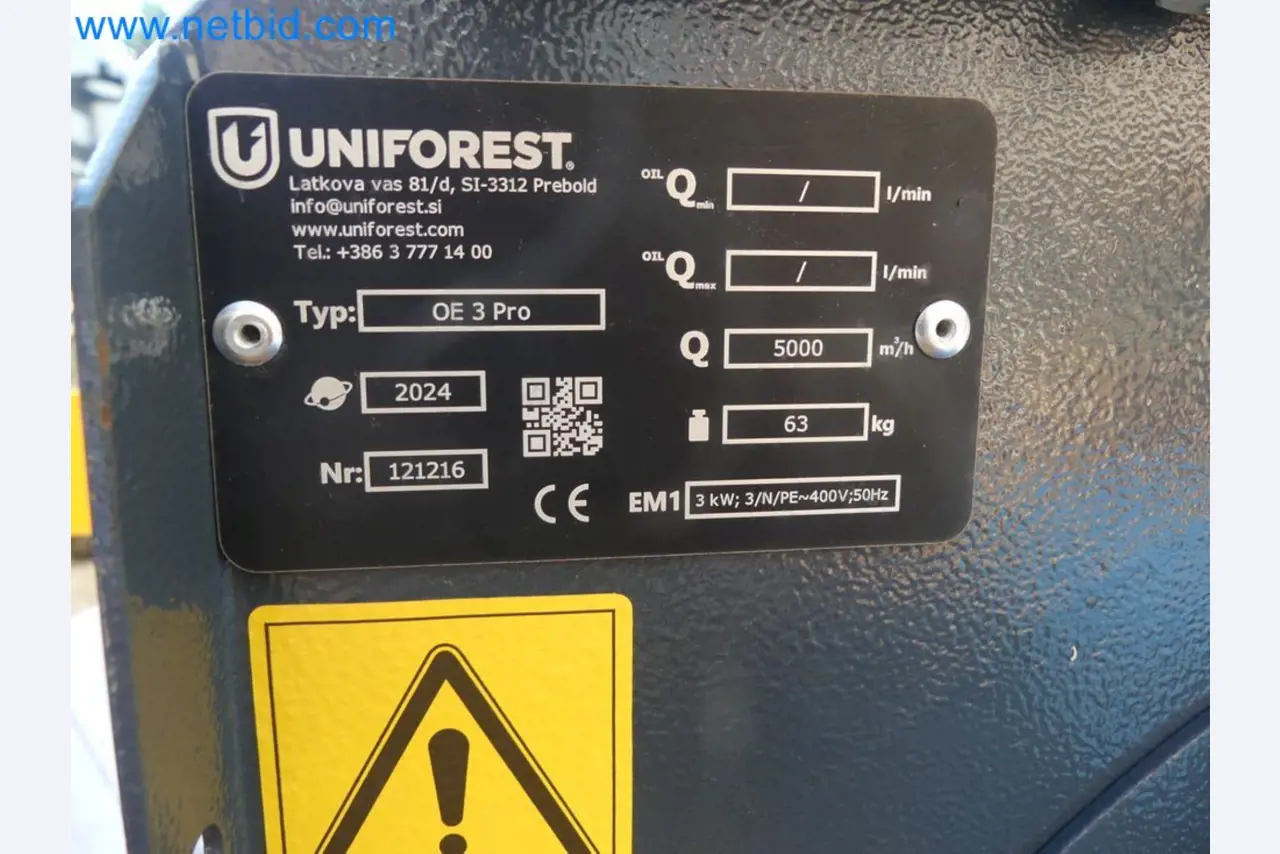 Diesel-Gabelstapler BOBCAT D30NXS und Kompakter Sägespalter UNIFOREST TITAN 53/40 Premium -51