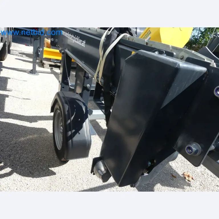 Diesel-Gabelstapler BOBCAT D30NXS und Kompakter Sägespalter UNIFOREST TITAN 53/40 Premium -62