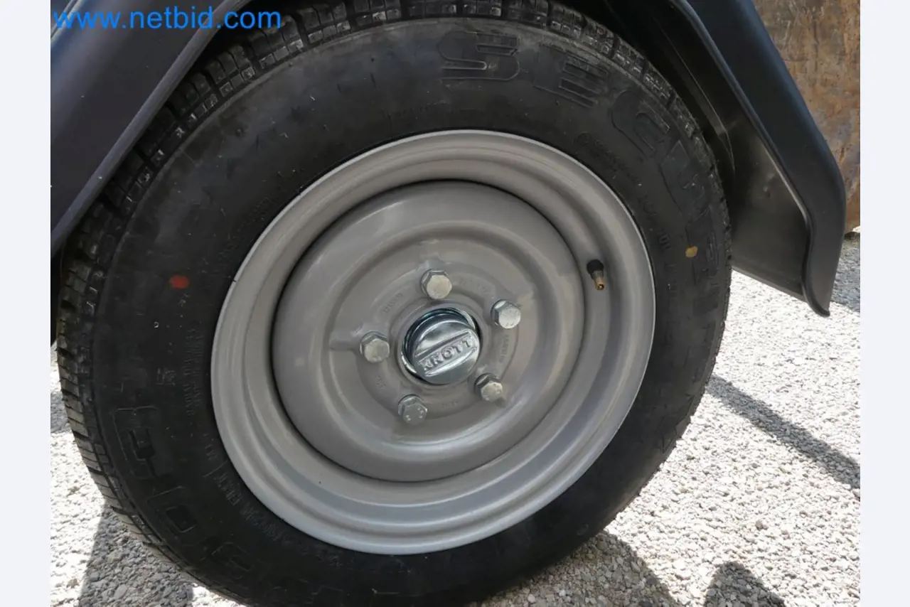 Diesel-Gabelstapler BOBCAT D30NXS und Kompakter Sägespalter UNIFOREST TITAN 53/40 Premium -64