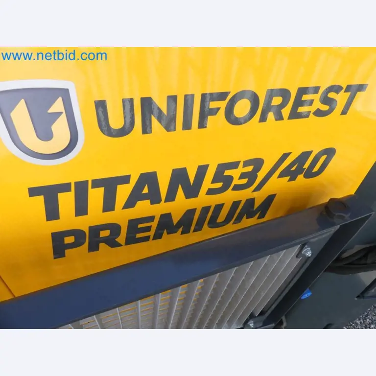 Diesel-Gabelstapler BOBCAT D30NXS und Kompakter Sägespalter UNIFOREST TITAN 53/40 Premium -6