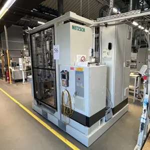 6osý průmyslový robot Reis/Netzsch