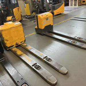 Elektrický paletový vozík Jungheinrich EJE 220