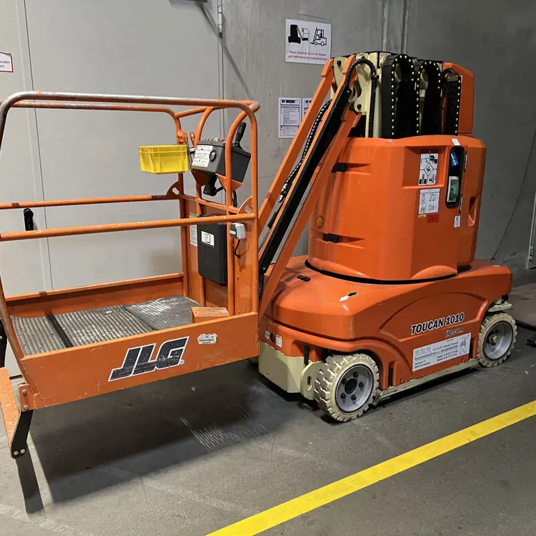 Nůžkový výtah JLG Toucan 1010