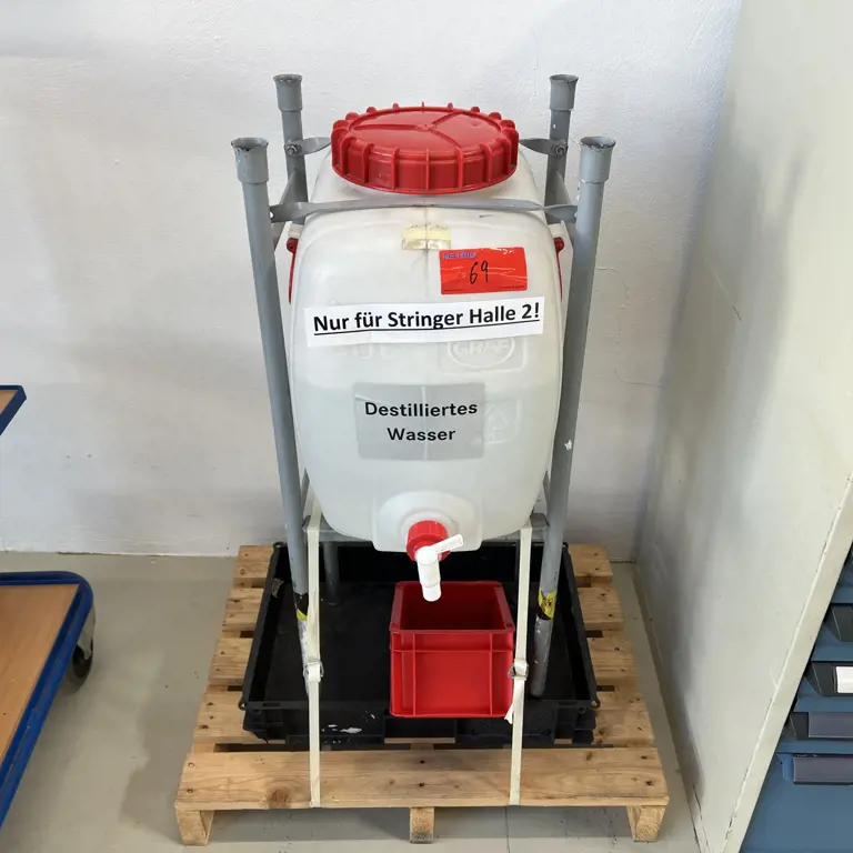 Pojemnik na wodę destylowaną Graf